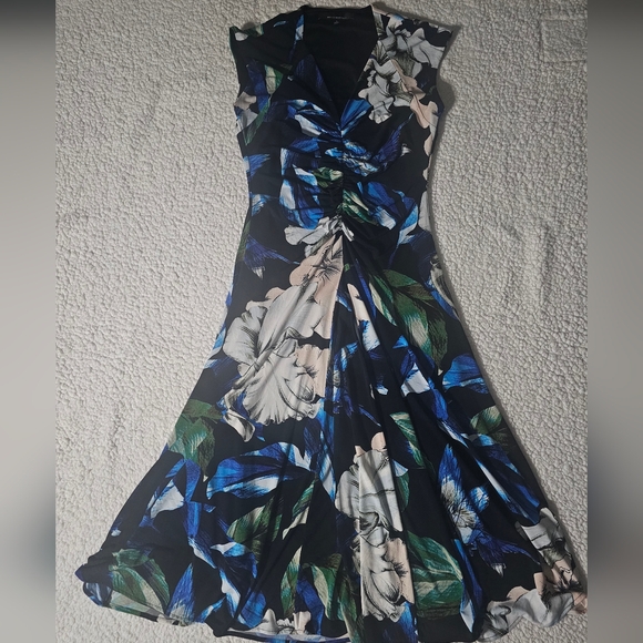 White House Black Market Women's Dress S Floral  Sleeveless - Picture 3 of 9